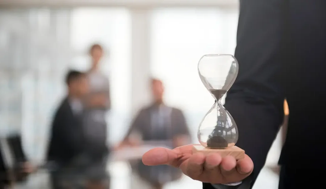 Jornada laboral en México de 48 a 40 horas semanales.